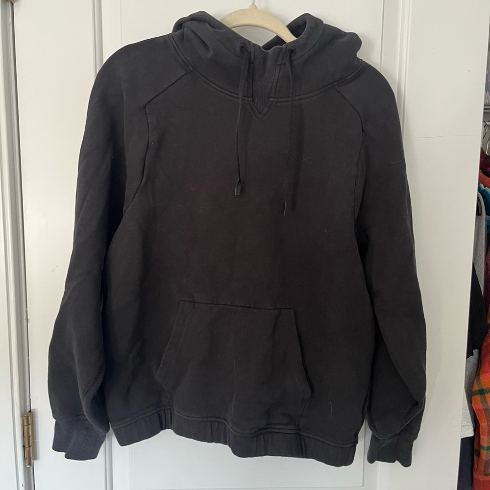 Lulu lemon sweatshirt